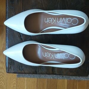 Calvin Klein Pointed Toe Heels Brand New Never Worn